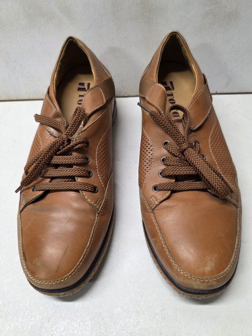 TOTO D23001 Men’s Size 9 Brown Leather Elevator Height Increasing Shoes